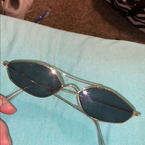 trendy sunglasses